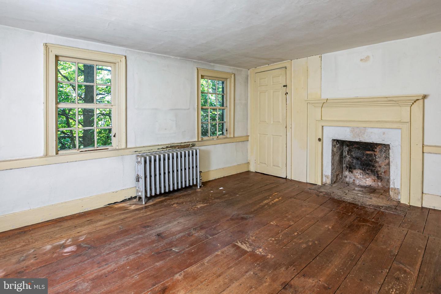 NJME2082832 Property Photo 24