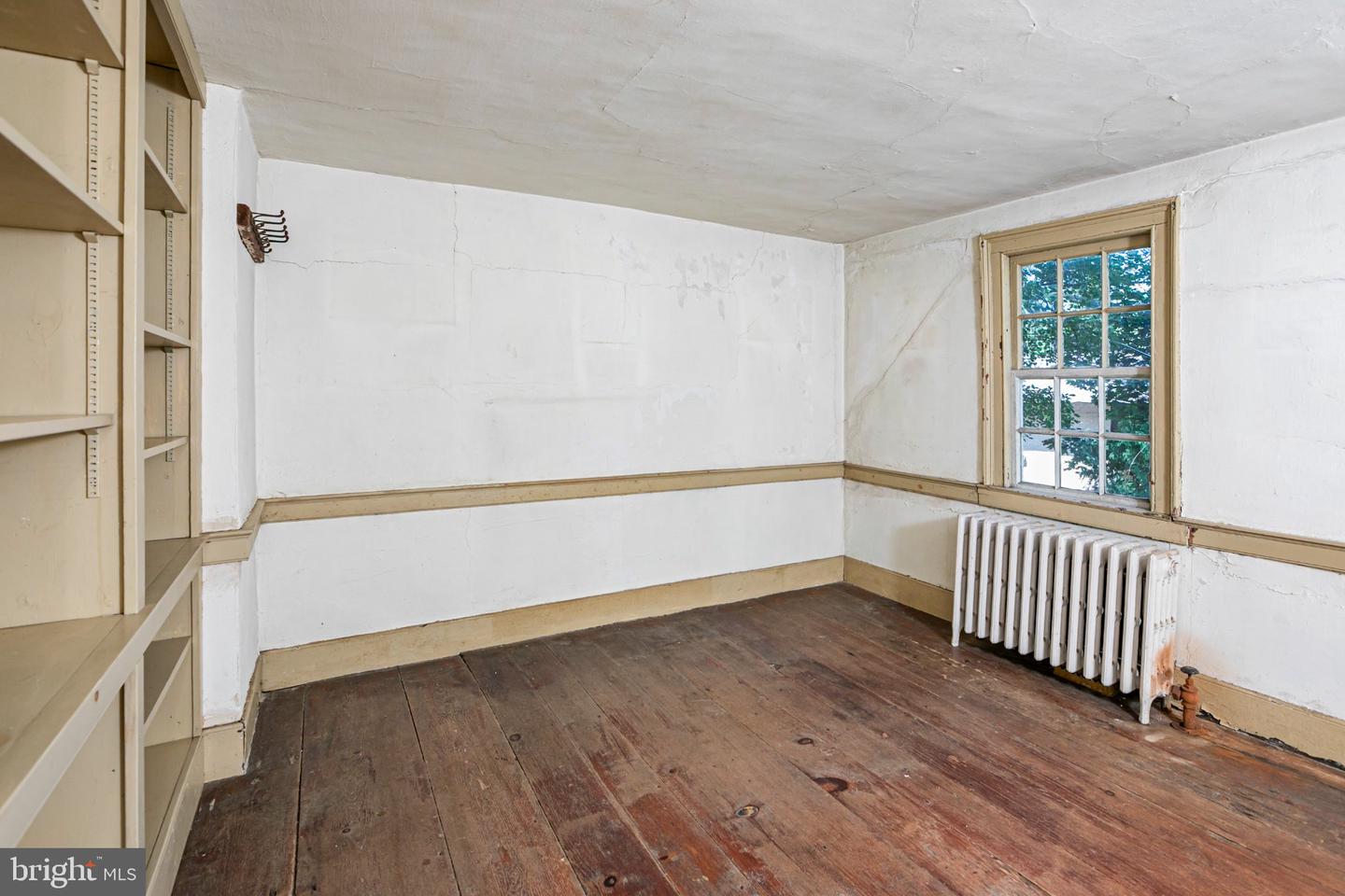 NJME2082832 Property Photo 27