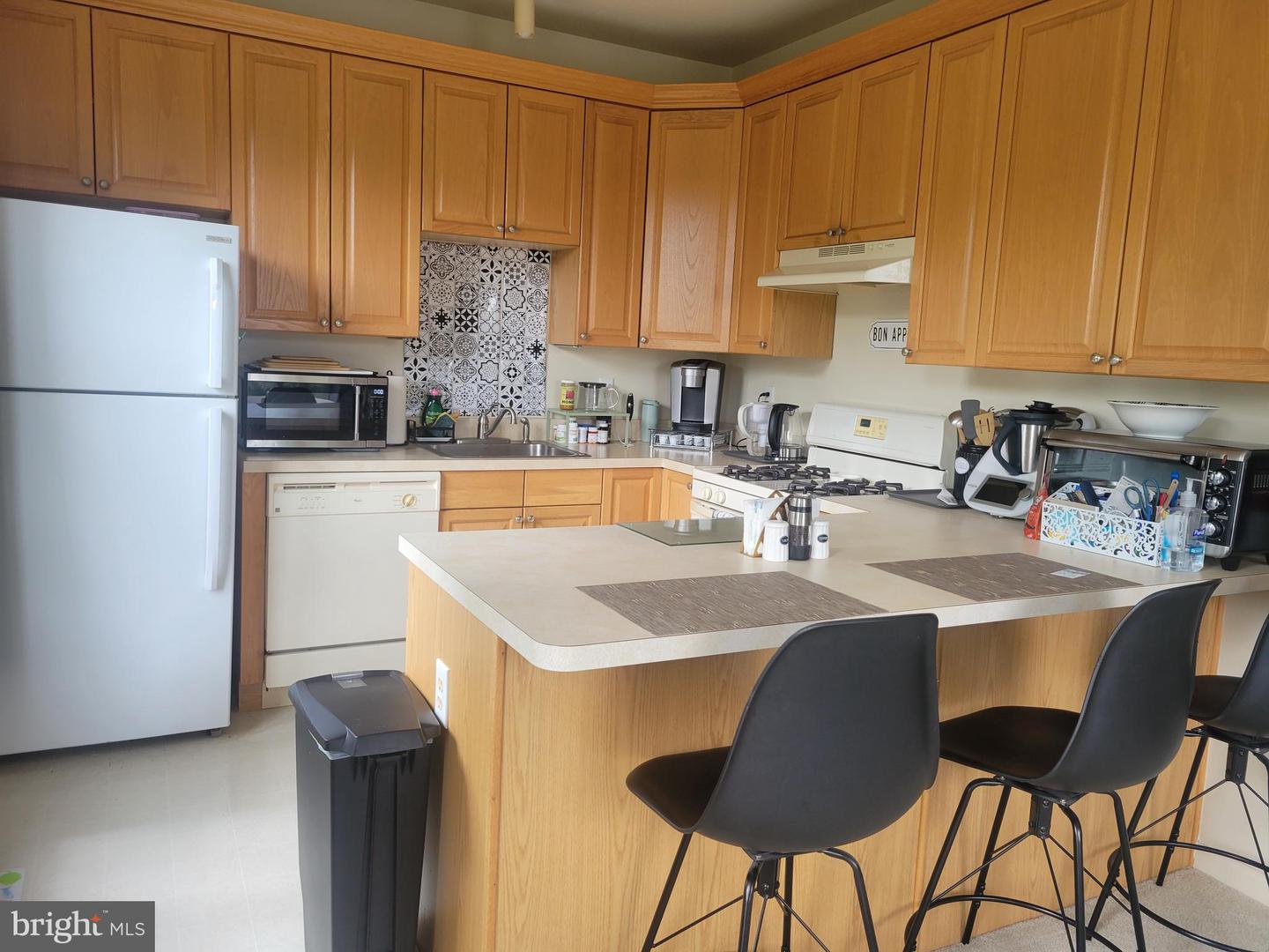 9 Kyle Way #bldg #1 Property Photo 10