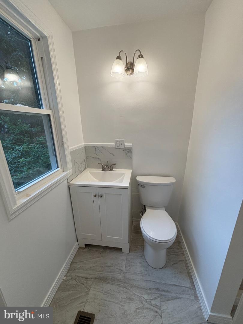 80 Race St Property Photo 12