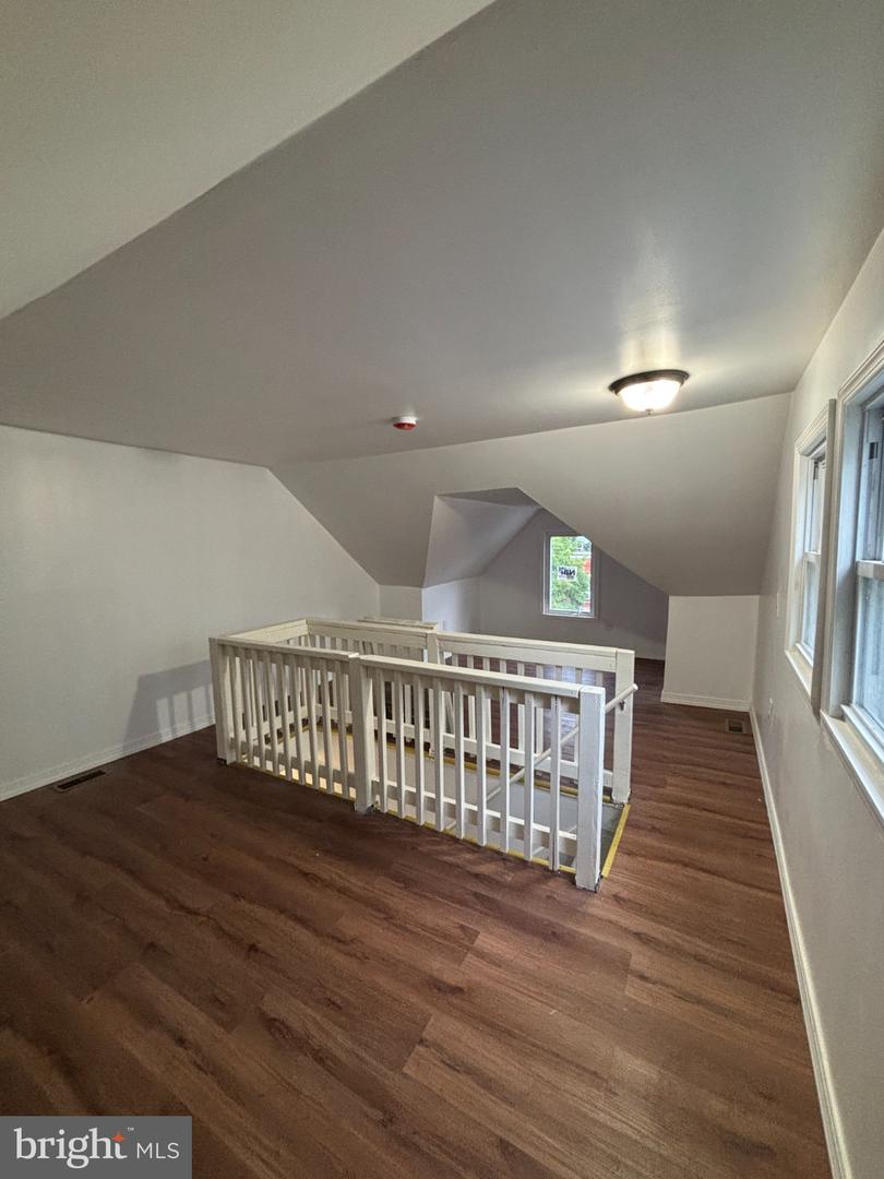 80 Race St Property Photo 22