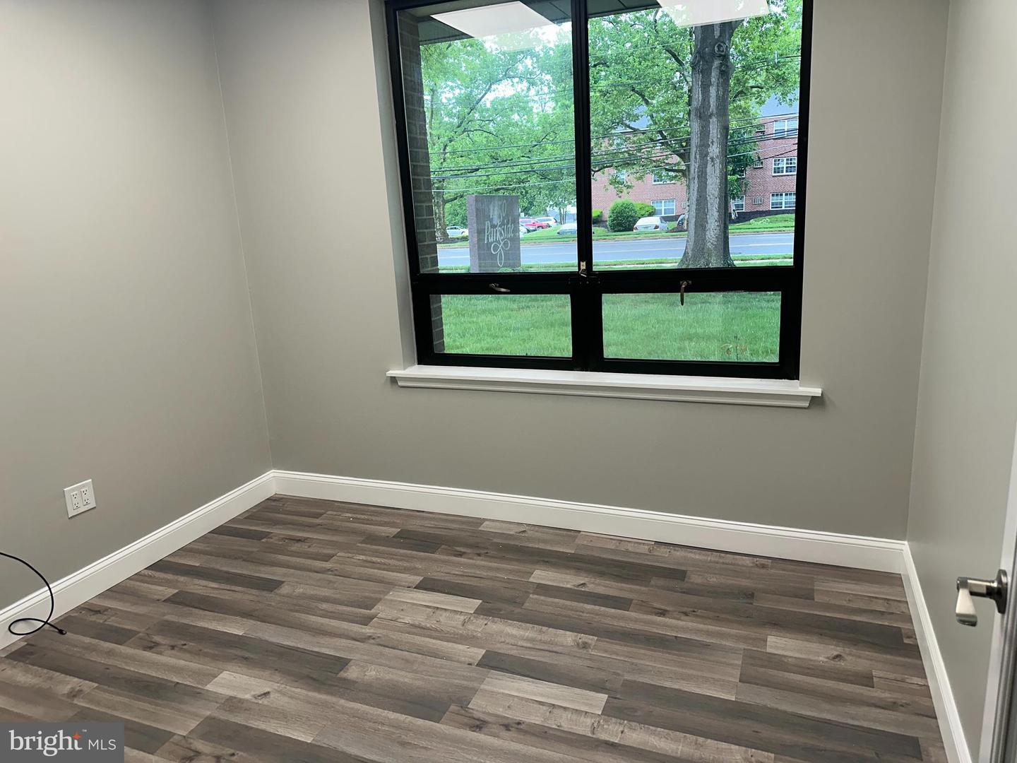 1450 Parkside Ave #29a Property Photo 2