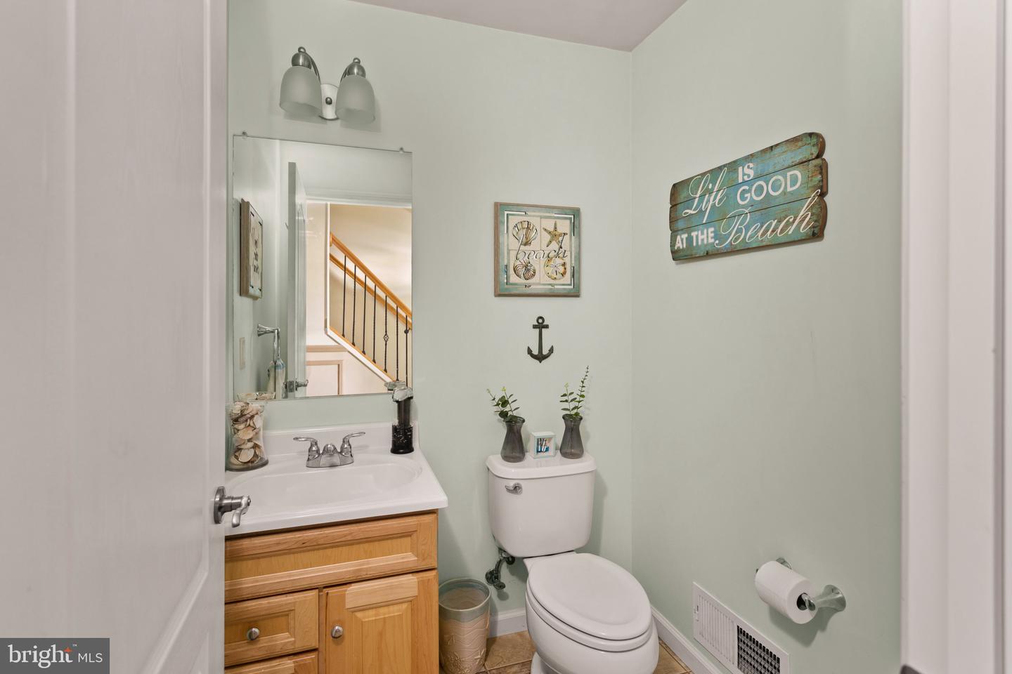 5 Sunset Blvd Property Photo 7