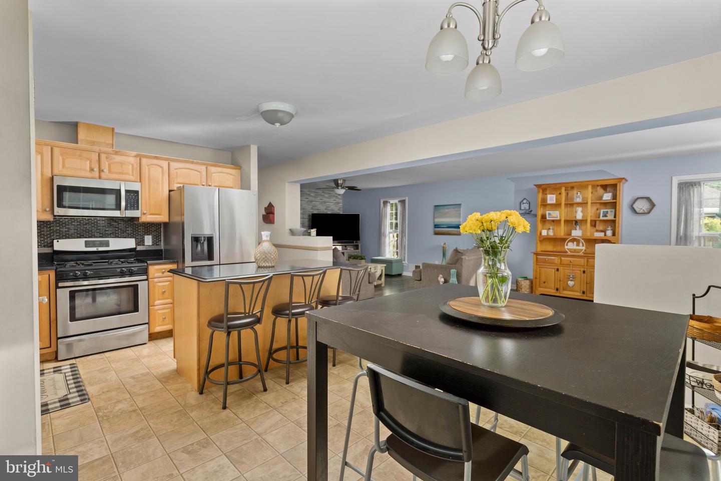 5 Sunset Blvd Property Photo 15