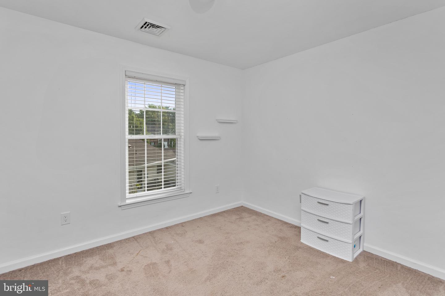 5 Sunset Blvd Property Photo 26