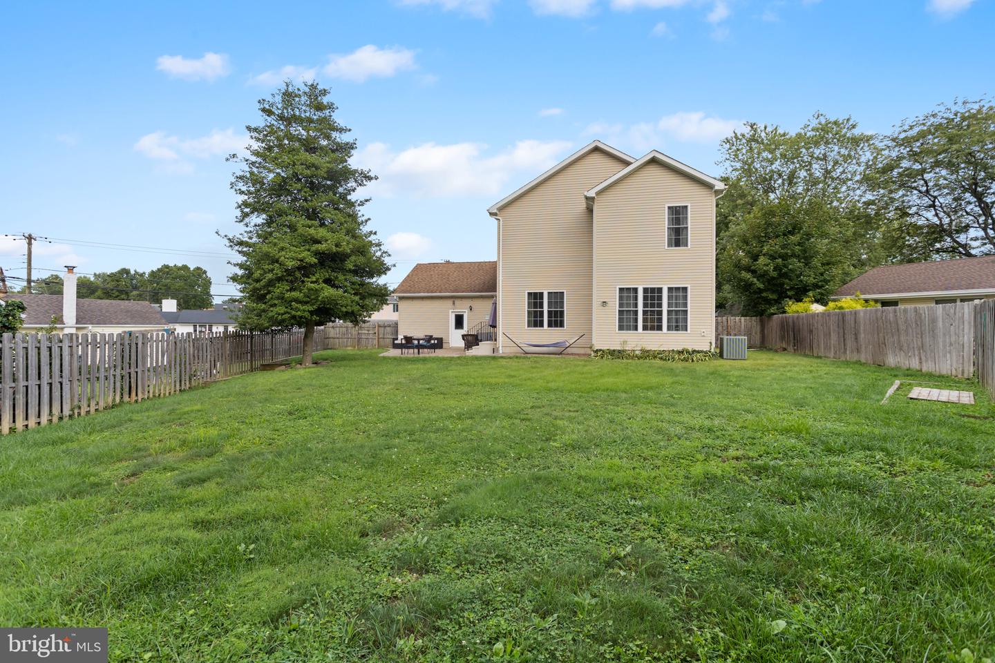 5 Sunset Blvd Property Photo 32
