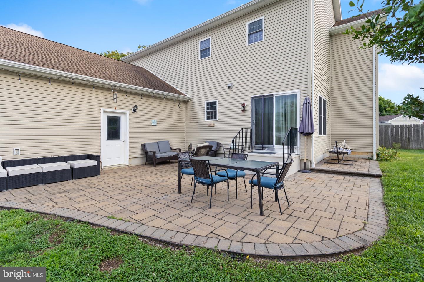 5 Sunset Blvd Property Photo 33