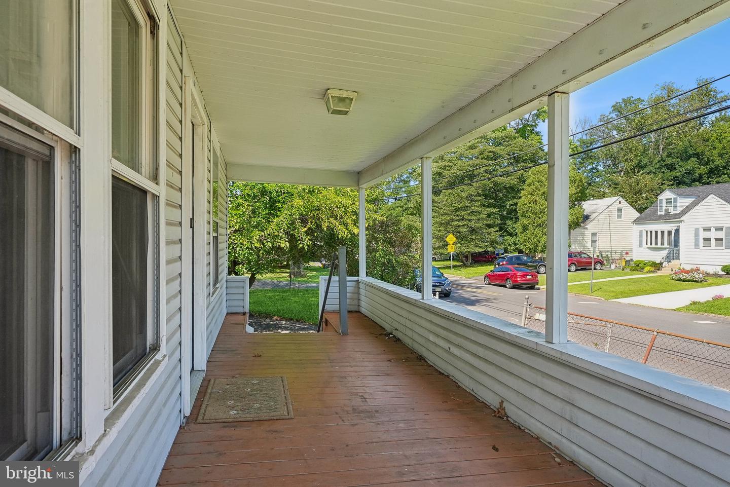 11 Main Blvd Property Photo 6