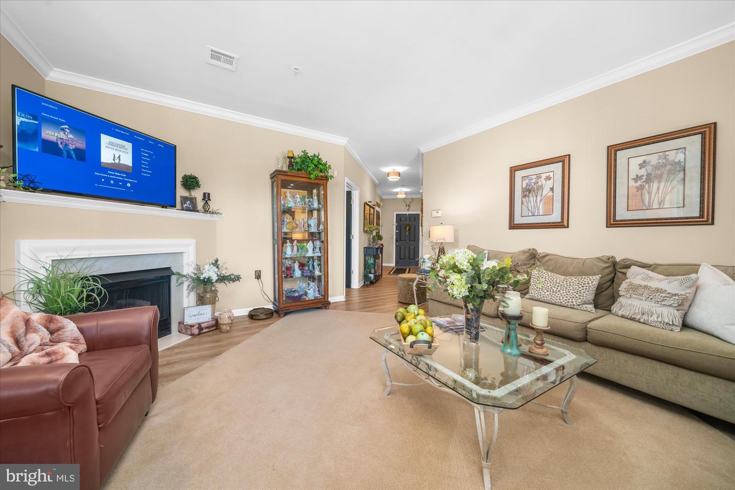 221 Masterson Ct Property Photo 4