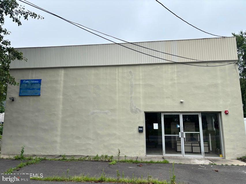 1202 S Olden Ave Property Photo 1