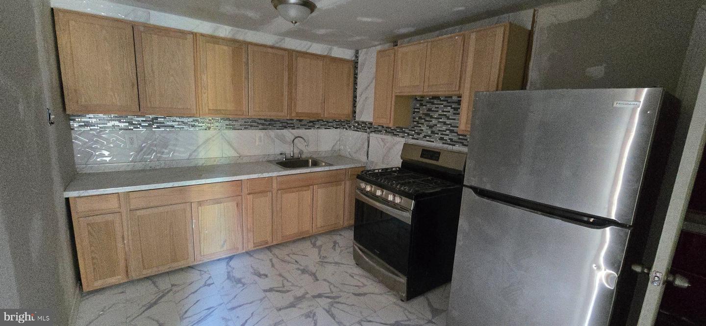 1410 Pennington Rd Property Photo 2
