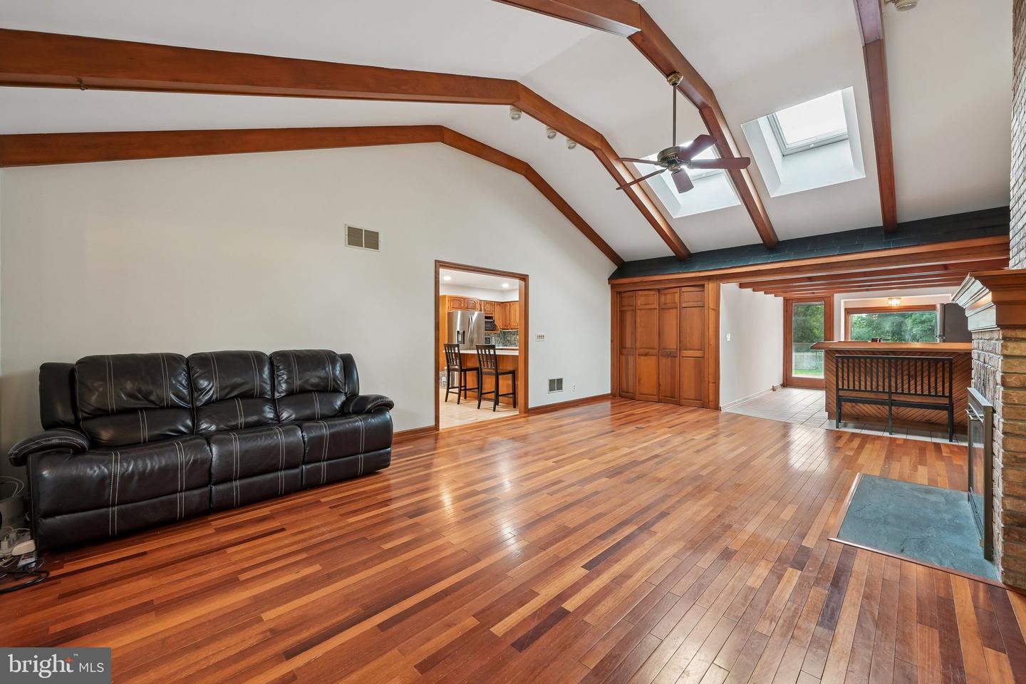 3 Darvel Dr Property Photo 7