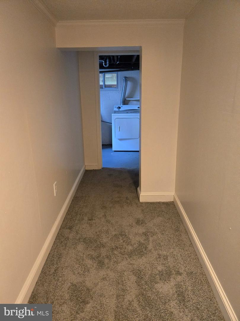 14 Hillman Ave Property Photo 13