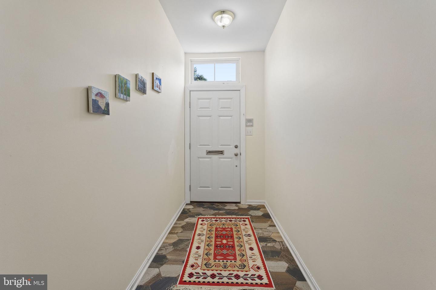 147 Jackson St Property Photo 4