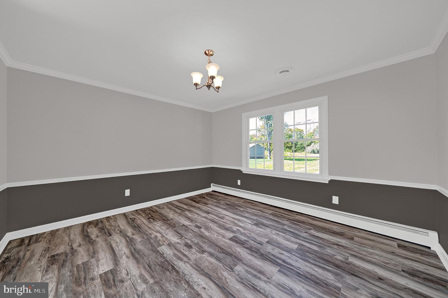 1575 Reed Rd Property Photo 15