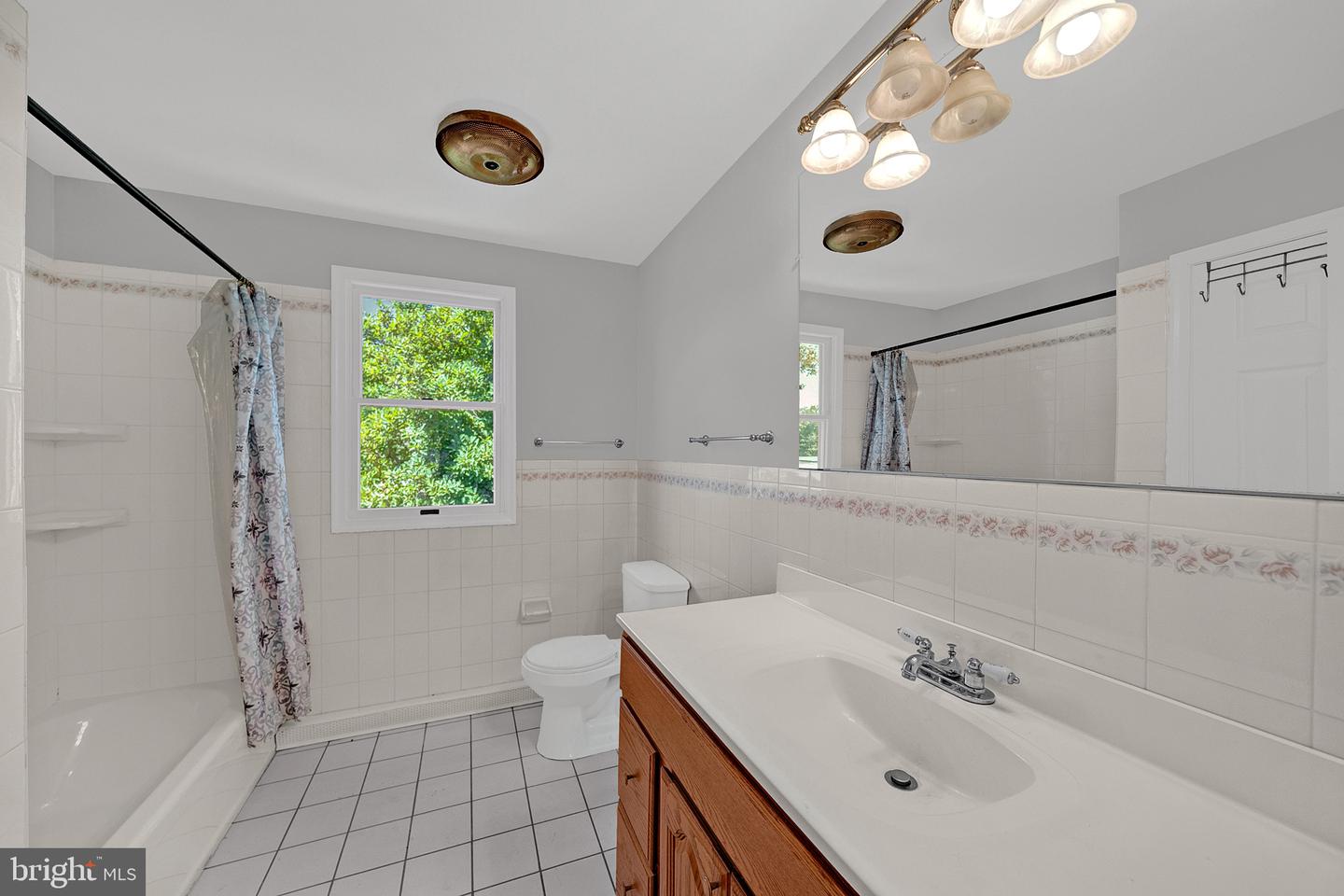 1575 Reed Rd Property Photo 20