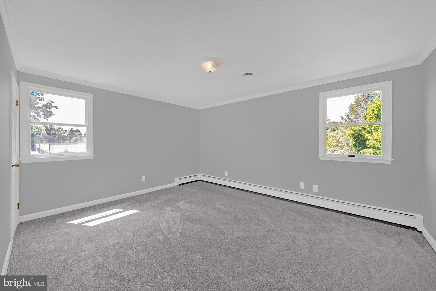 1575 Reed Rd Property Photo 22