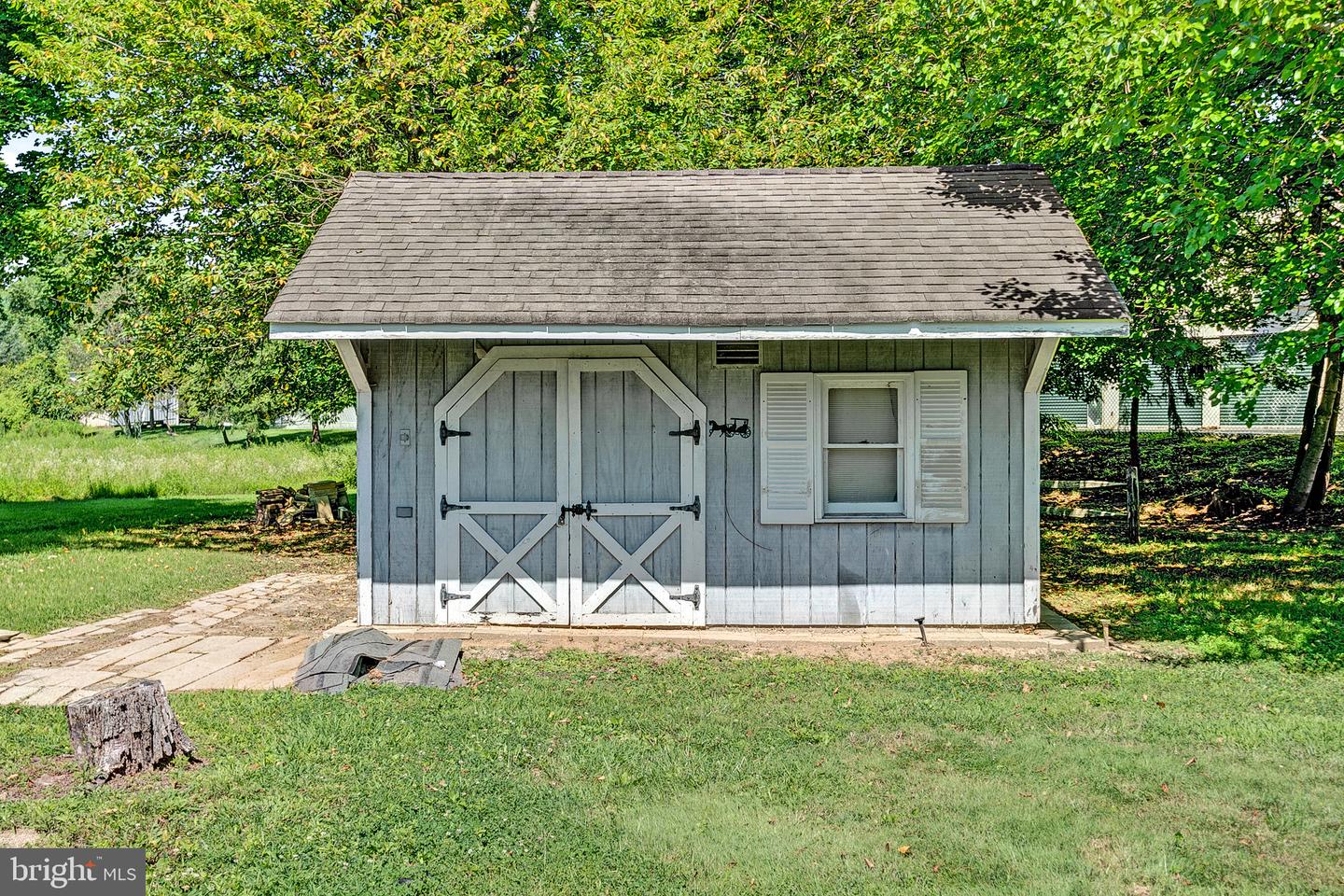 1575 Reed Rd Property Photo 23