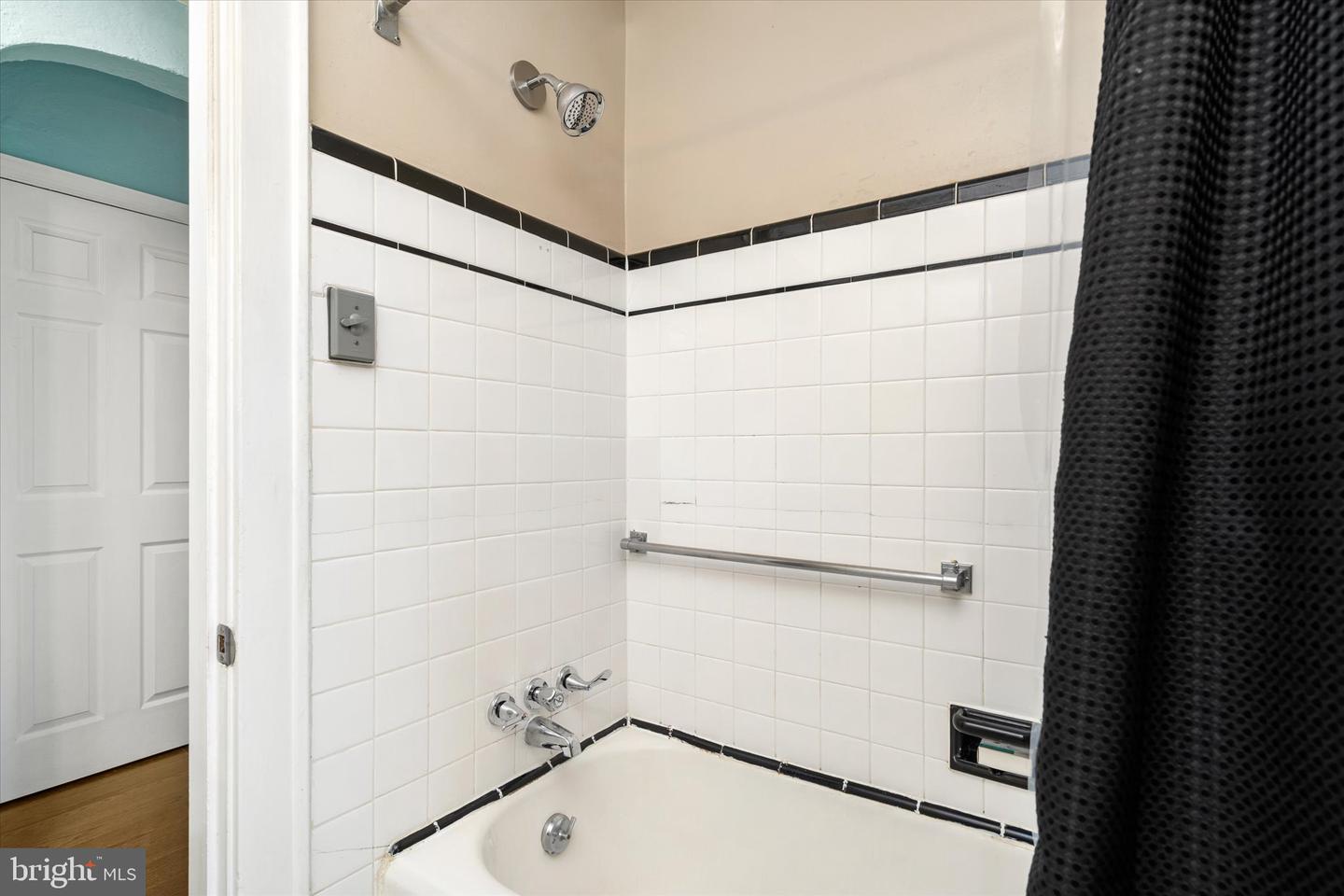 2734 Quakerbridge Rd Property Photo 22