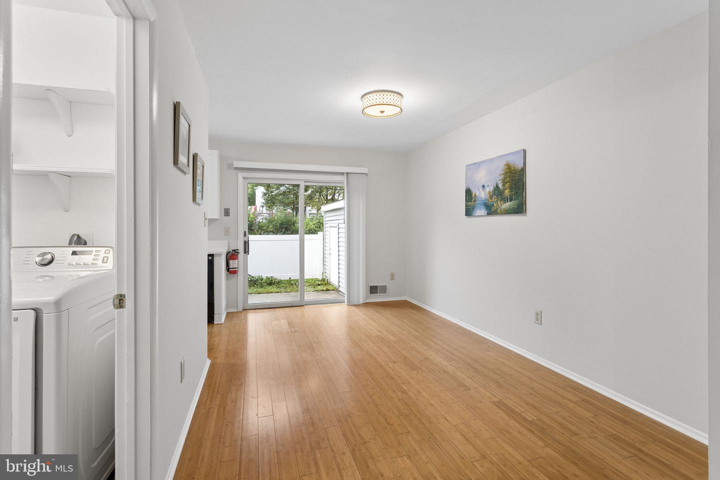 117 William Paterson Ct Property Photo 8