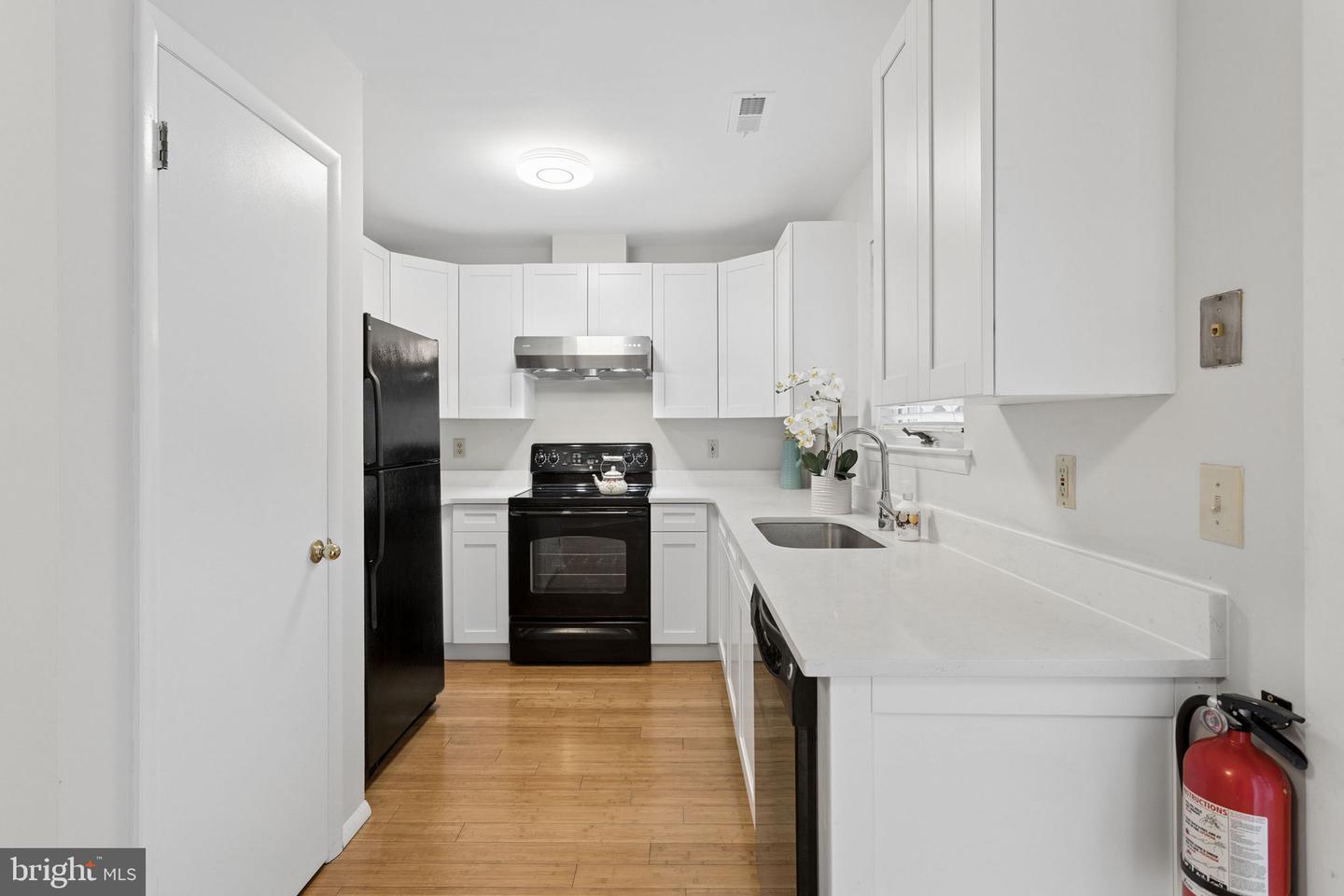 117 William Paterson Ct Property Photo 11