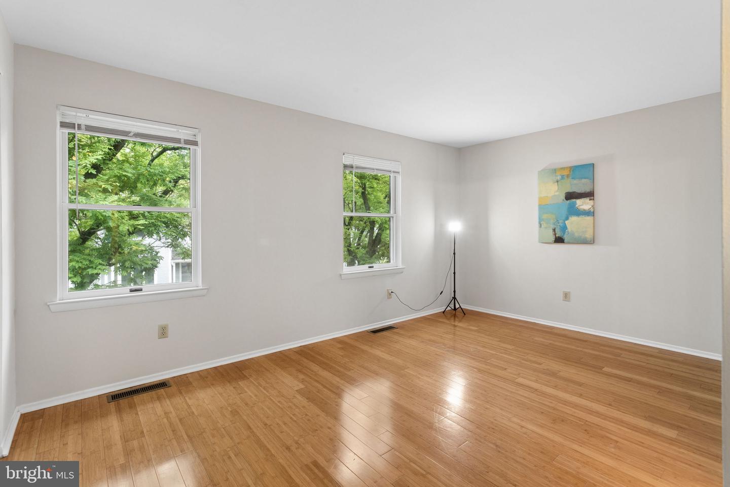 117 William Paterson Ct Property Photo 21