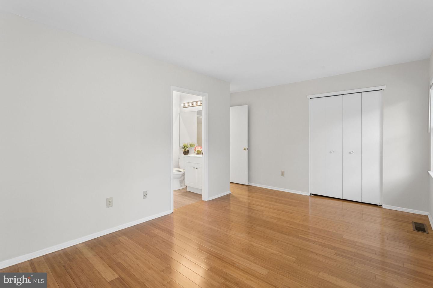 117 William Paterson Ct Property Photo 23
