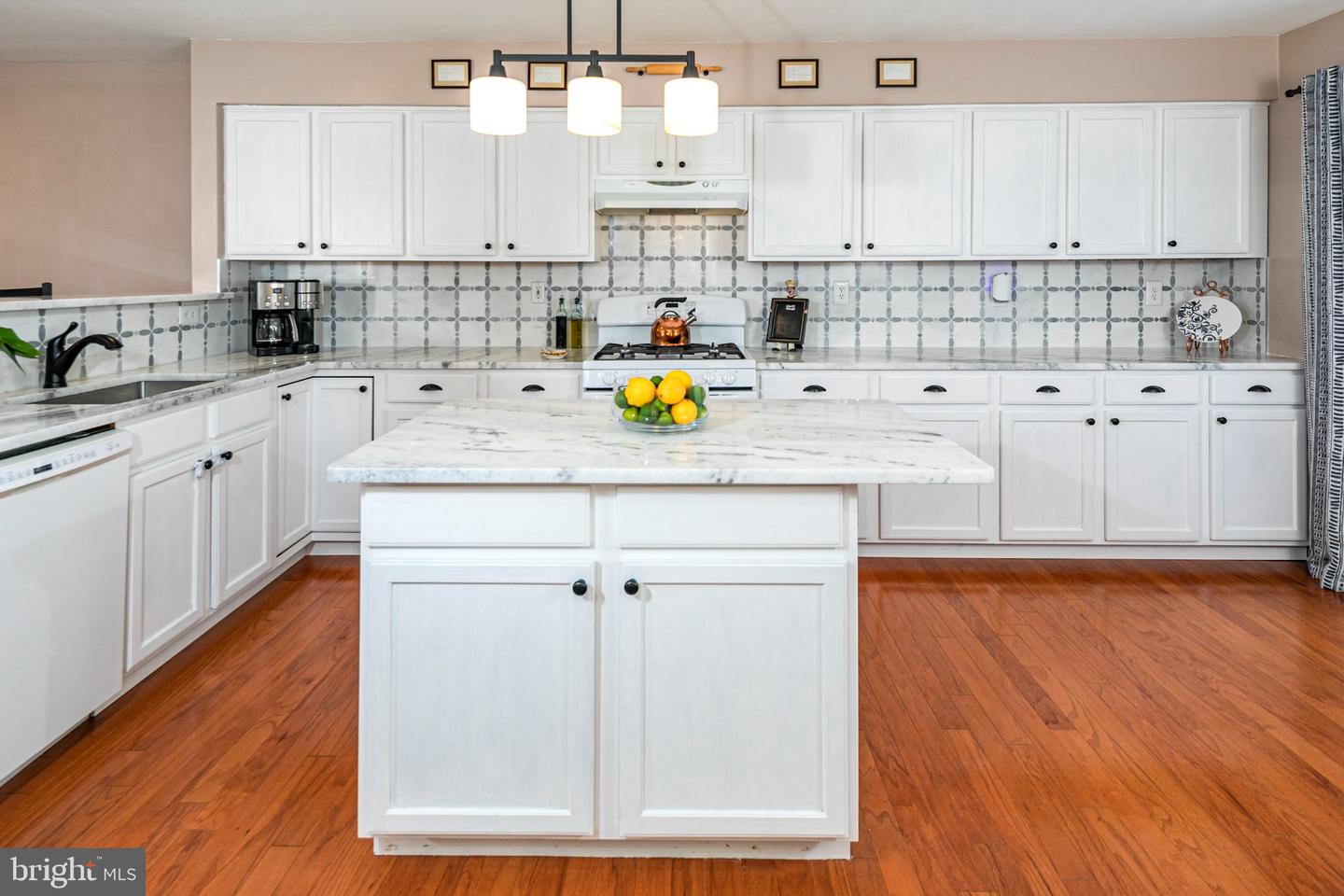 1 Howe Ct Property Photo 13