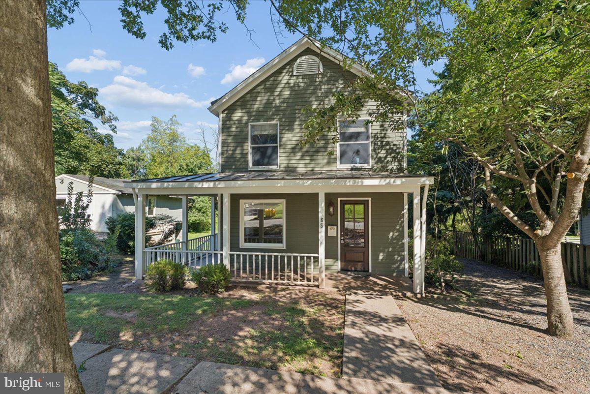 88 Columbia Ave Property Photo 1