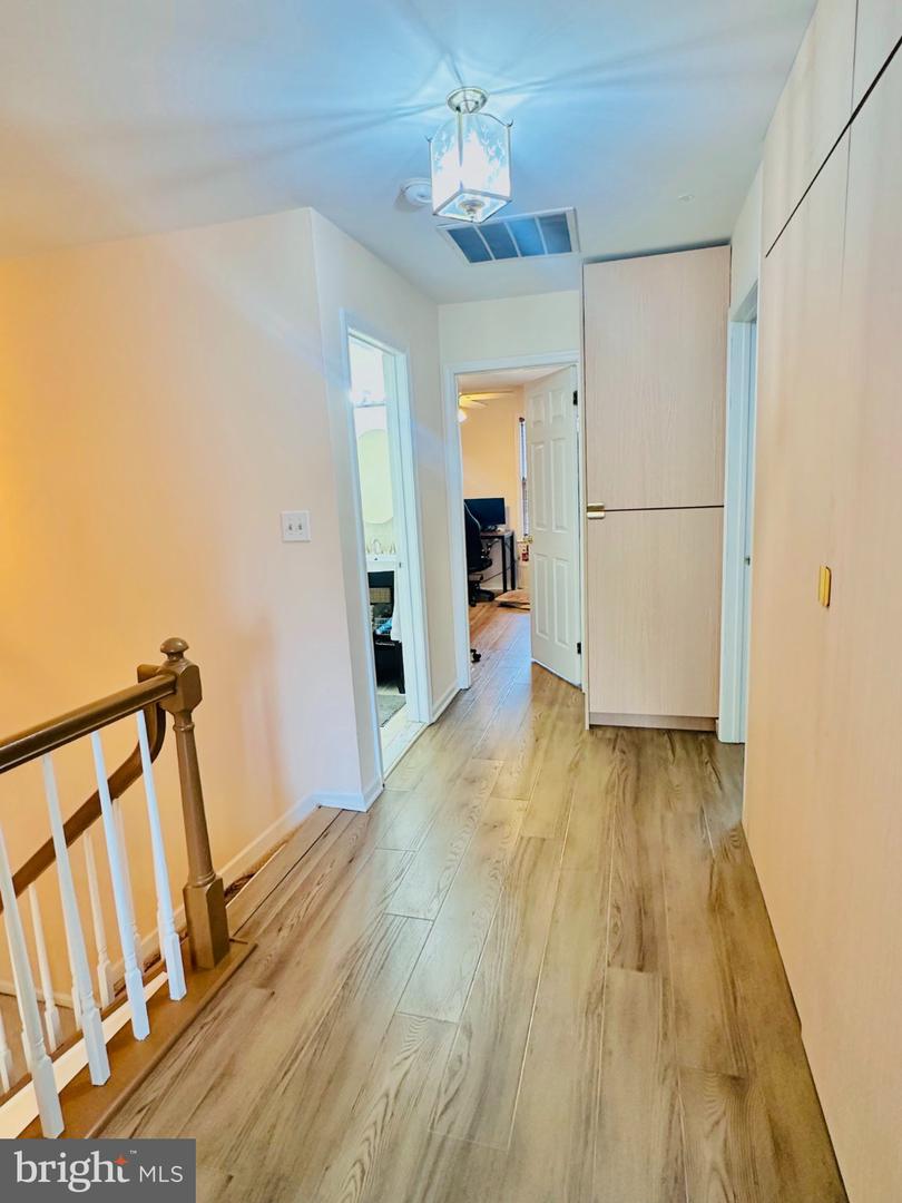 10 Colebrook Ct Property Photo 7