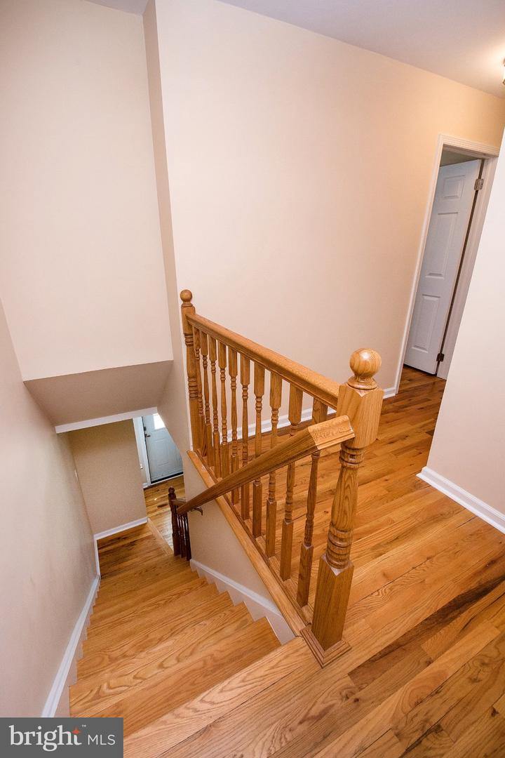 49 Lopatcong Dr Property Photo 28