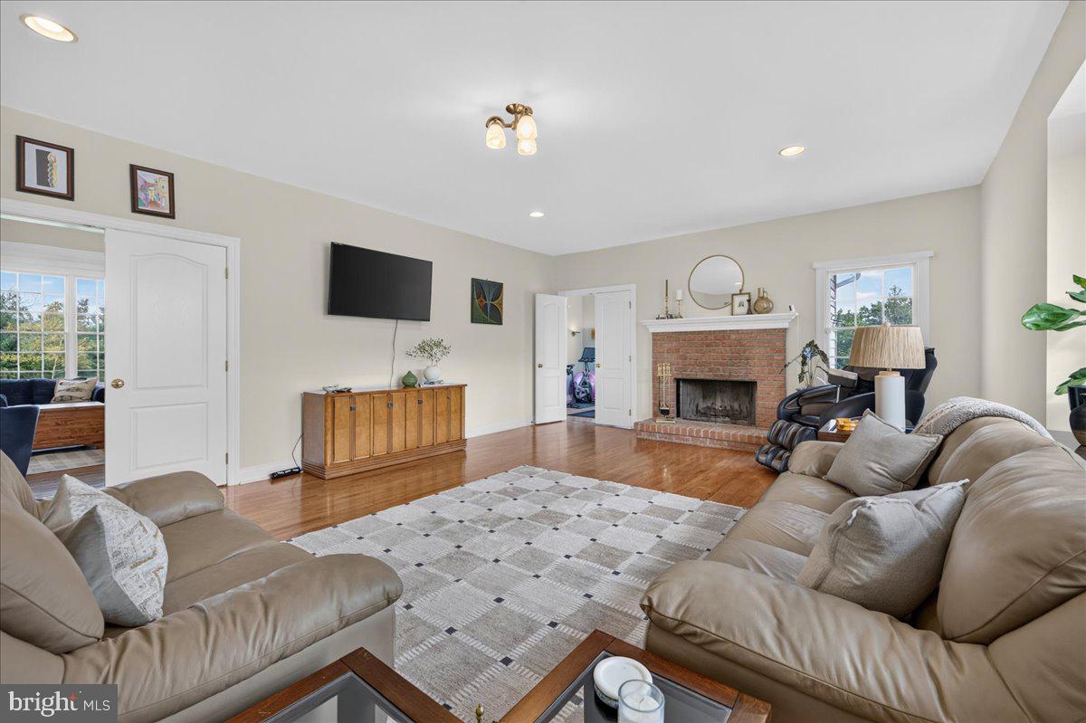 11 Baker Way Property Photo 17