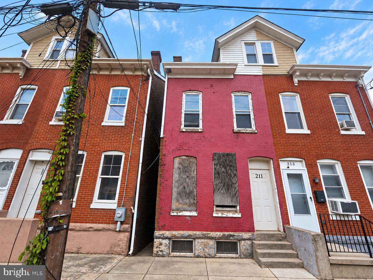 211 Passaic Property Photo 1