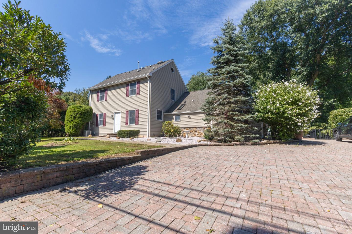 1784 OLD TRENTON RD