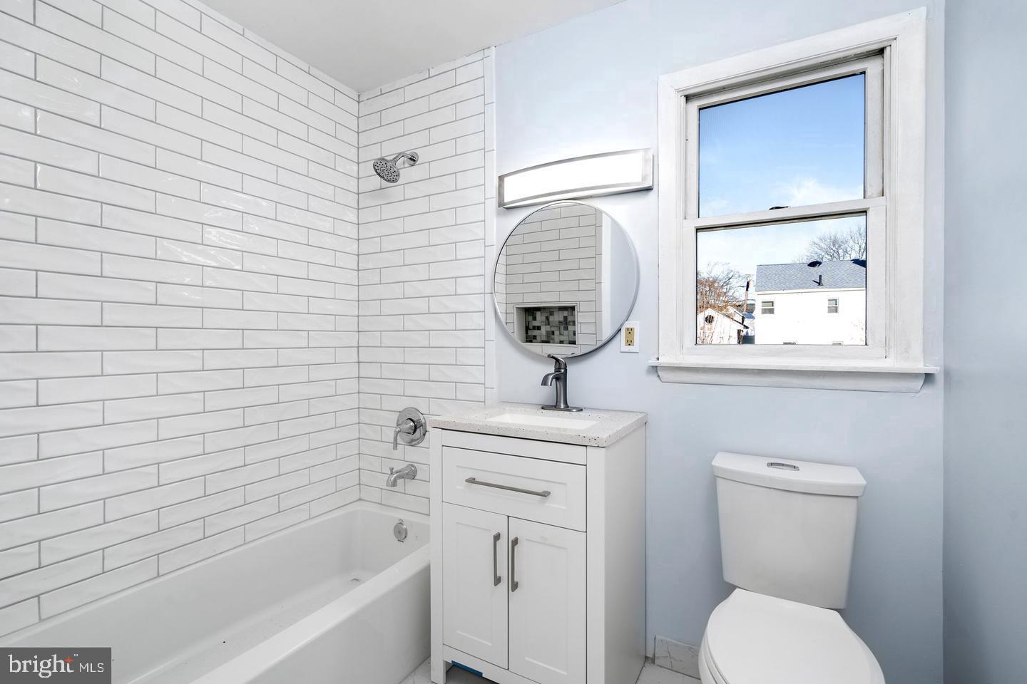 4312 Nottingham Way Property Photo 14