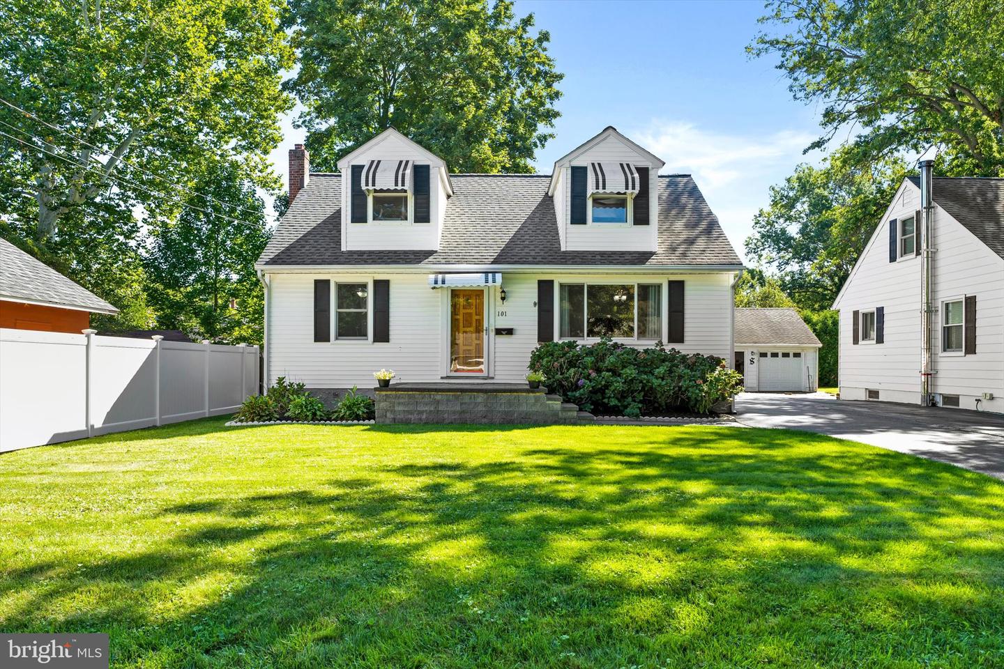 101 Bennett Pl Property Photo 1
