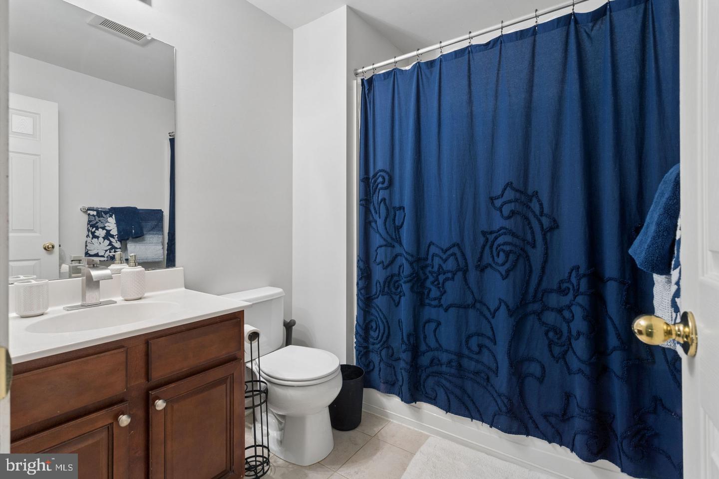 1060 Lamberton St Property Photo 15