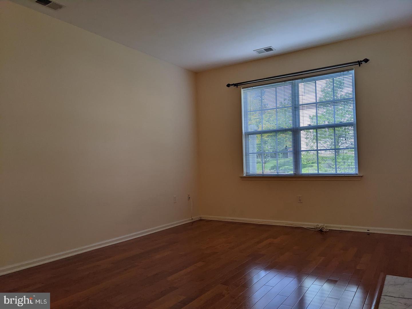 252 Brinley Dr Property Photo 6