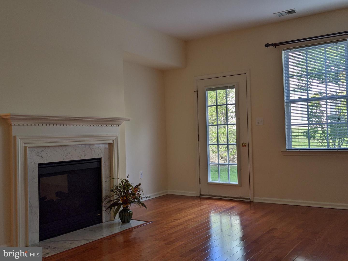 252 Brinley Dr Property Photo 7