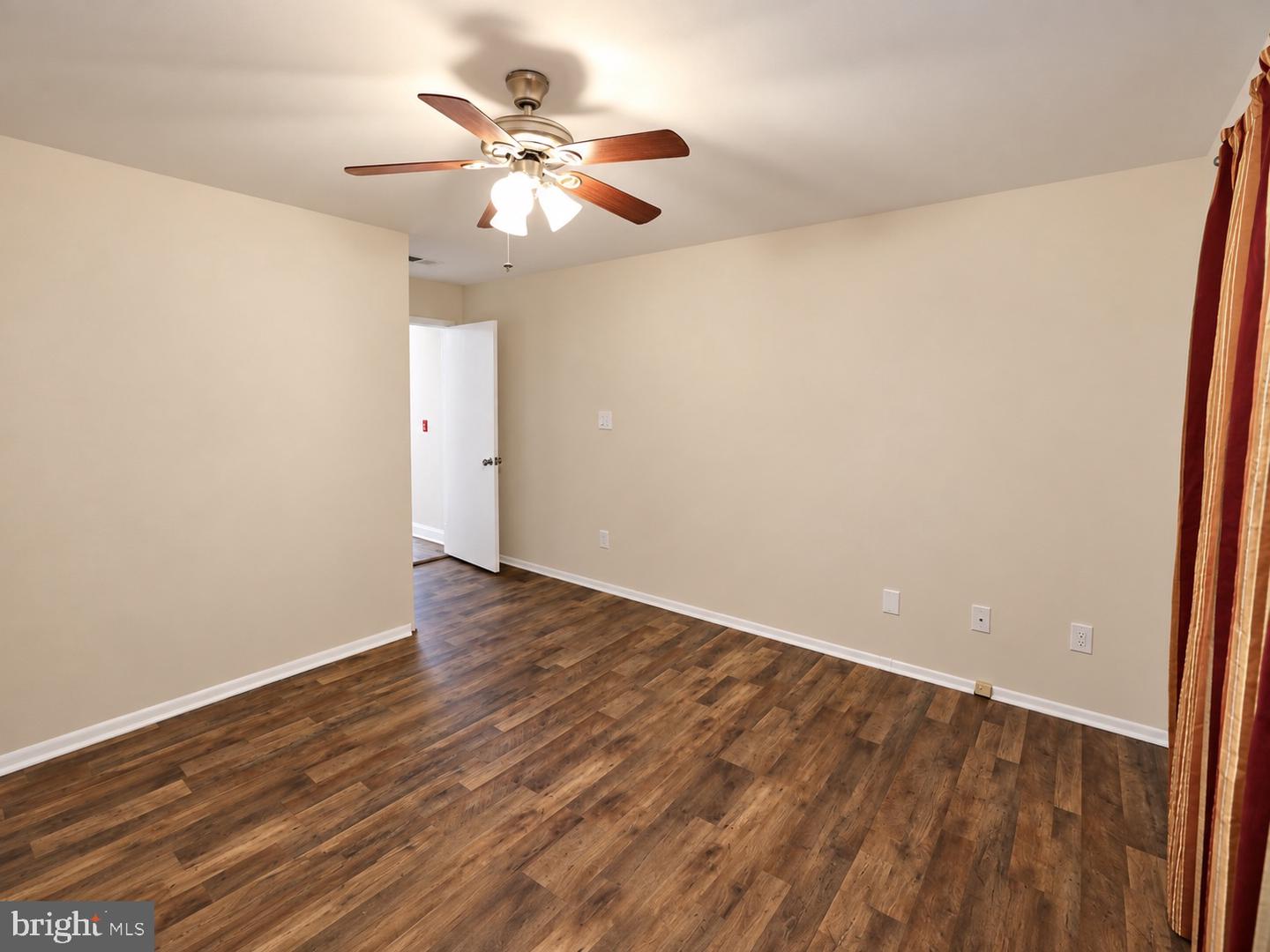 1405 Silver Ct Property Photo 12