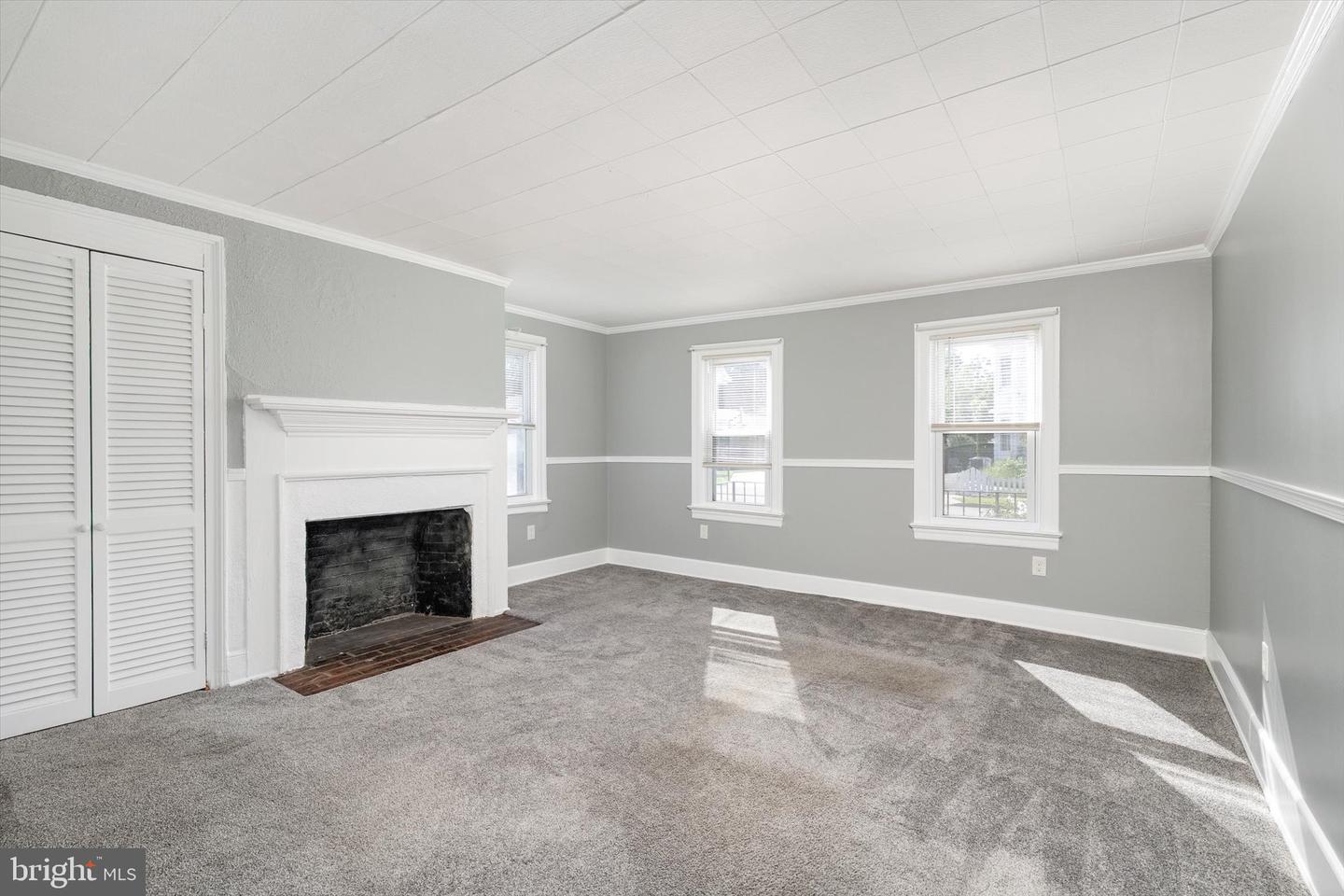 266 Main St #apt. A Property Photo 4