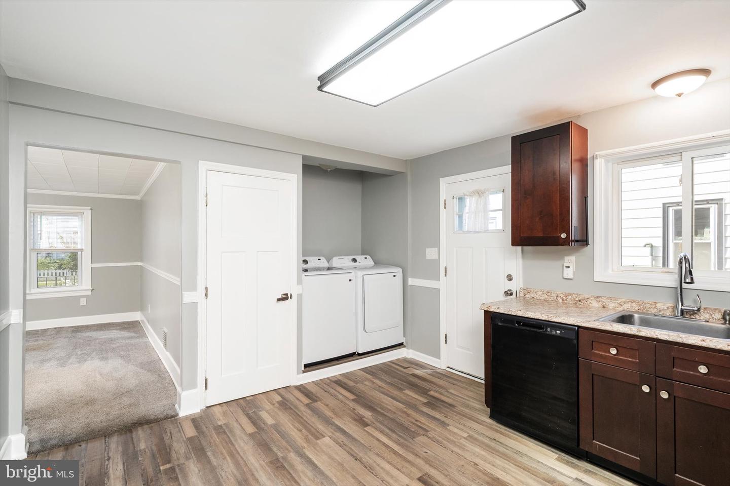 266 Main St #apt. A Property Photo 8