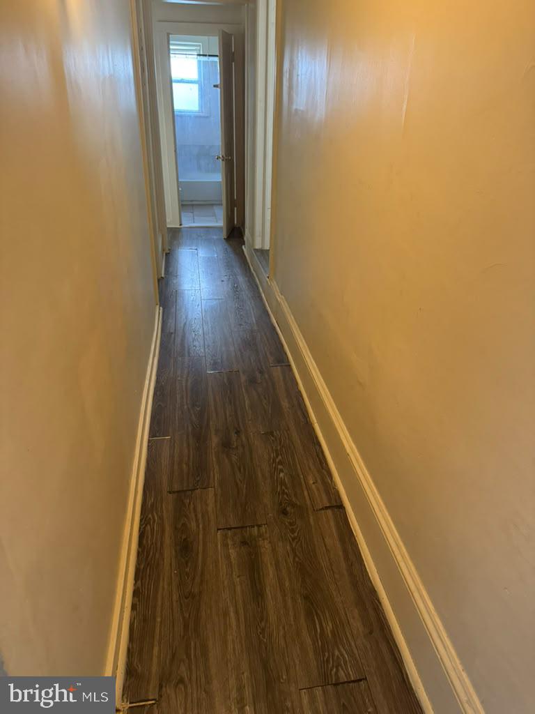 1600 S Broad St #1r Property Photo 8