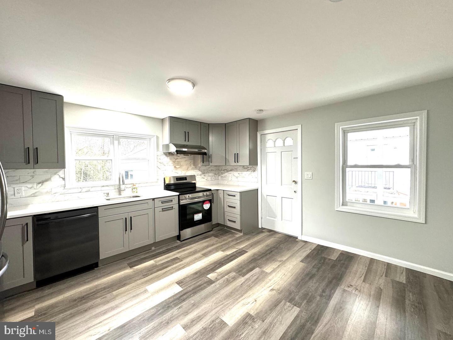 192 Woodland Ave #a Property Photo 2