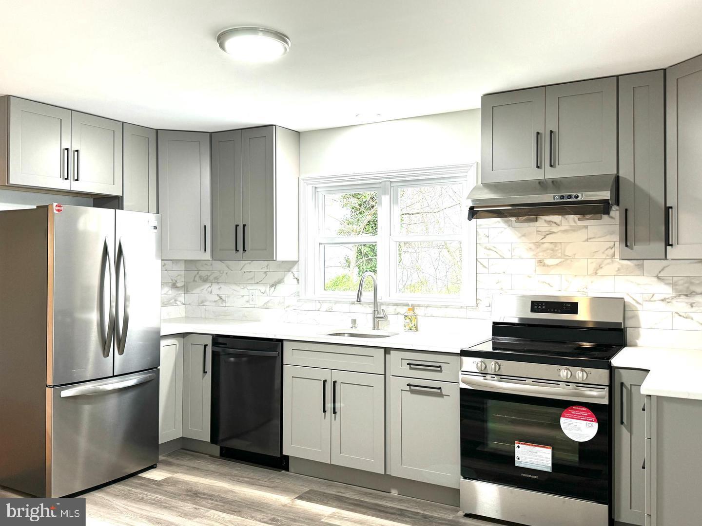 192 Woodland Ave #a Property Photo 3