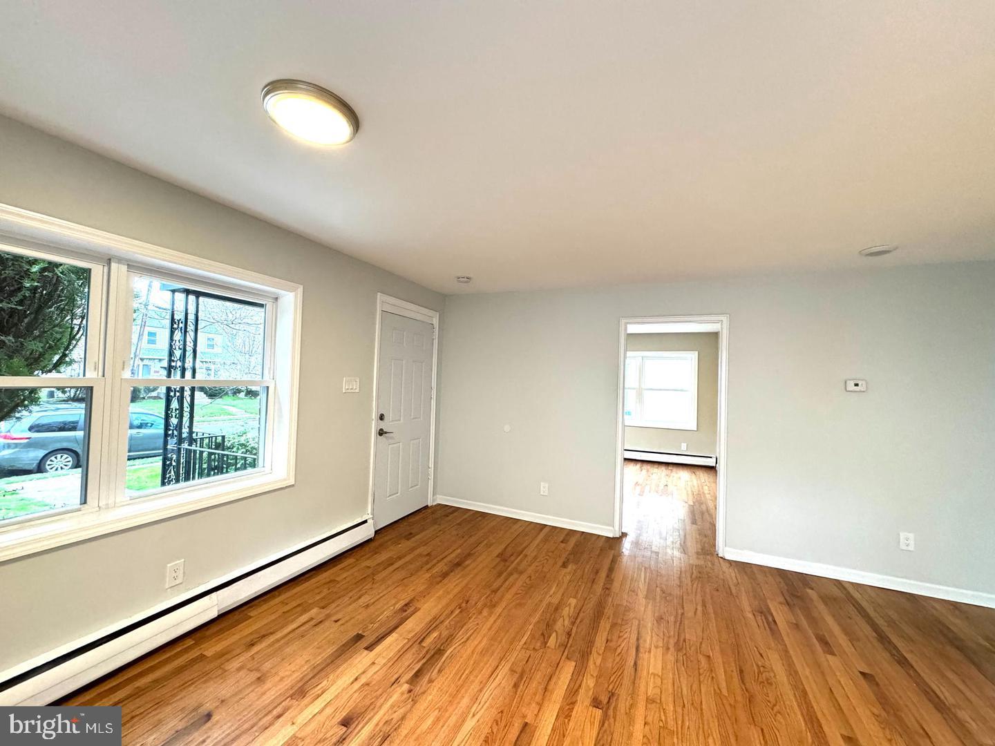 192 Woodland Ave #a Property Photo 6