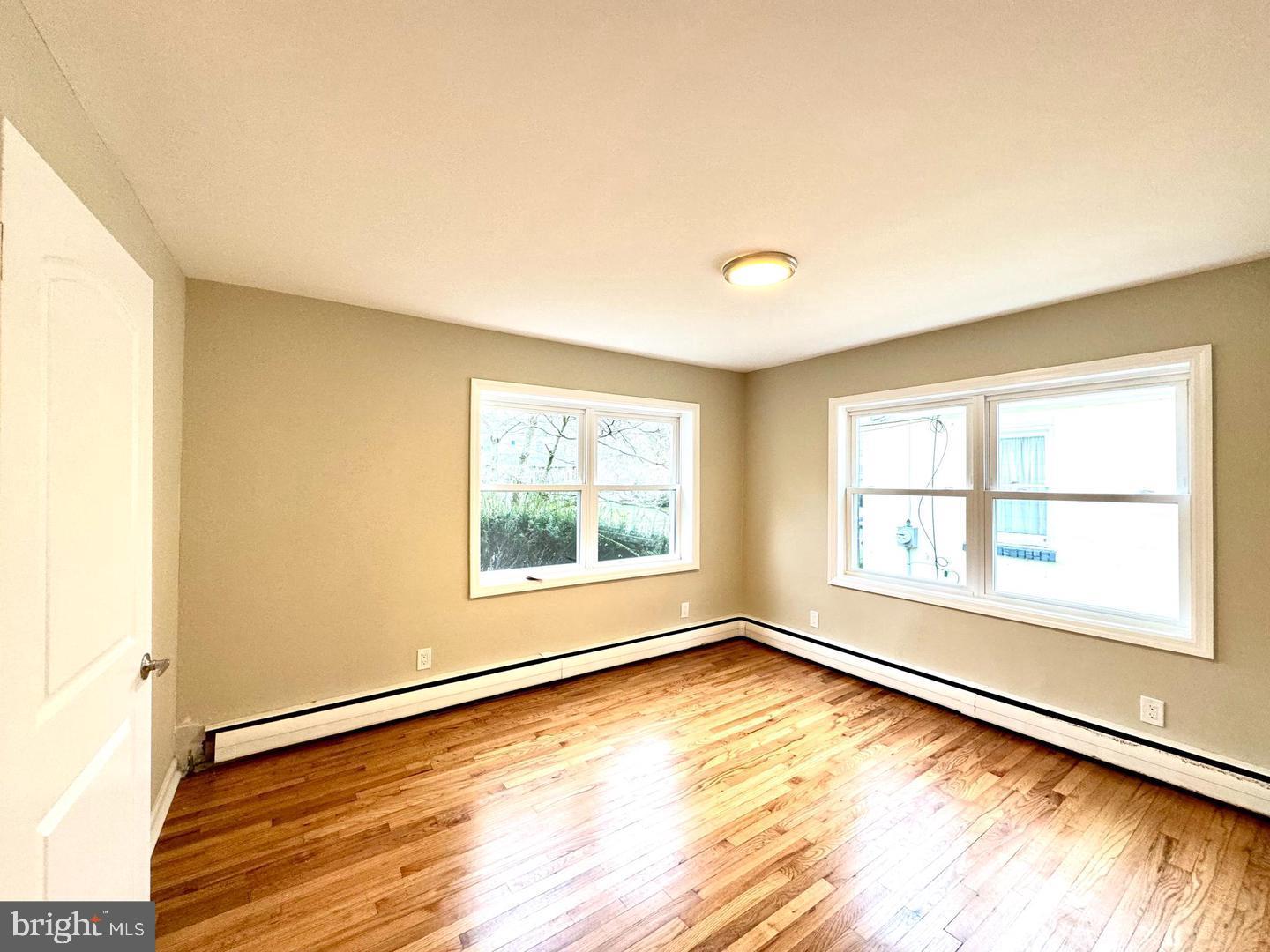 192 Woodland Ave #a Property Photo 8