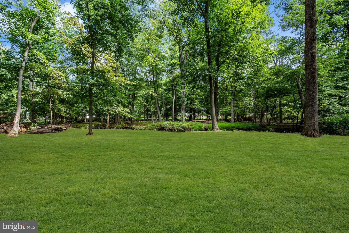 998 Terrace Blvd Property Photo 32