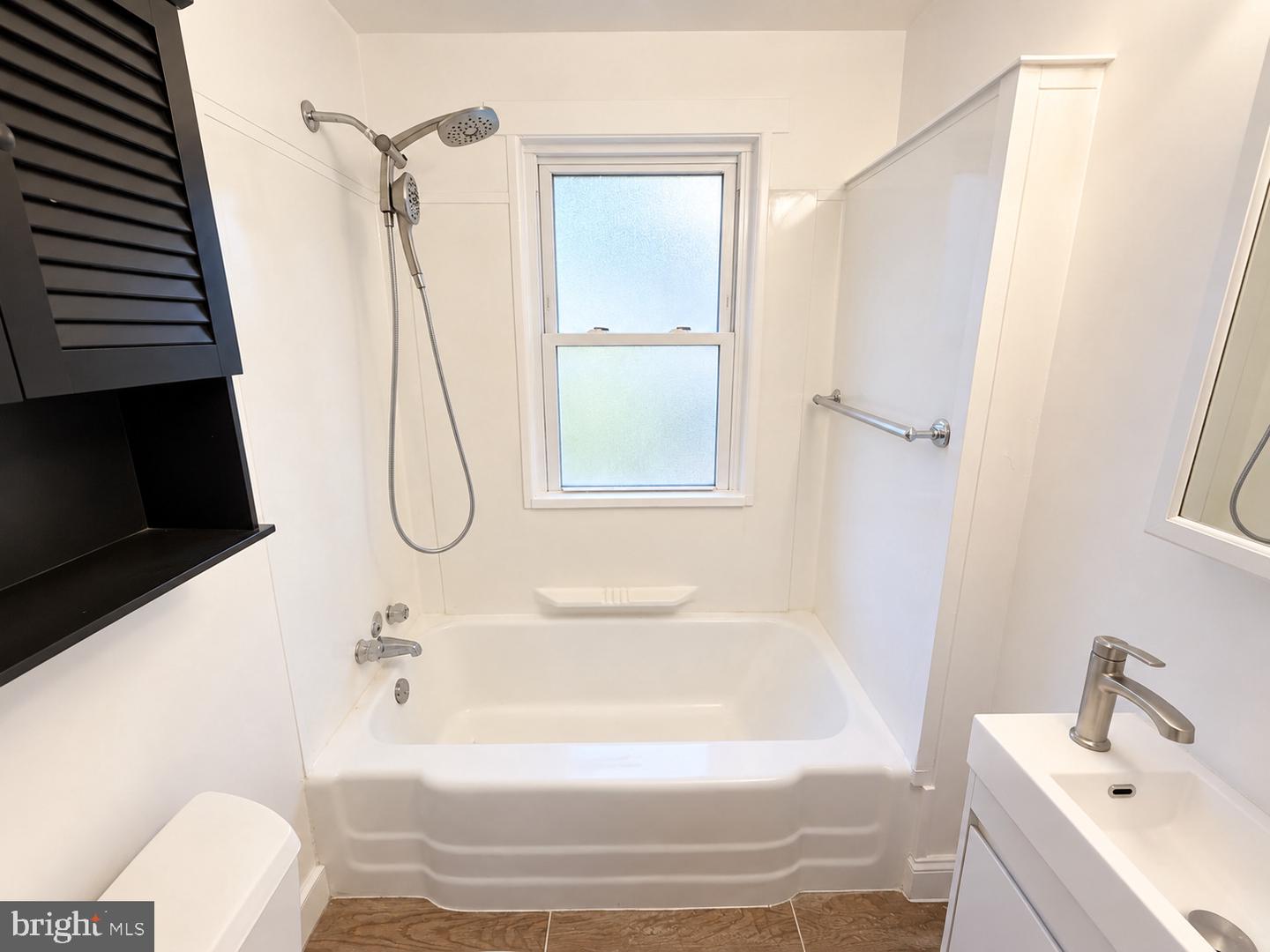 22 Brenwal Ave Property Photo 11