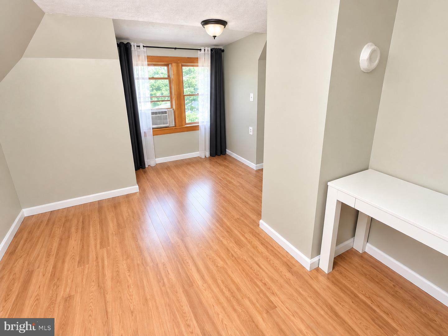 22 Brenwal Ave Property Photo 18
